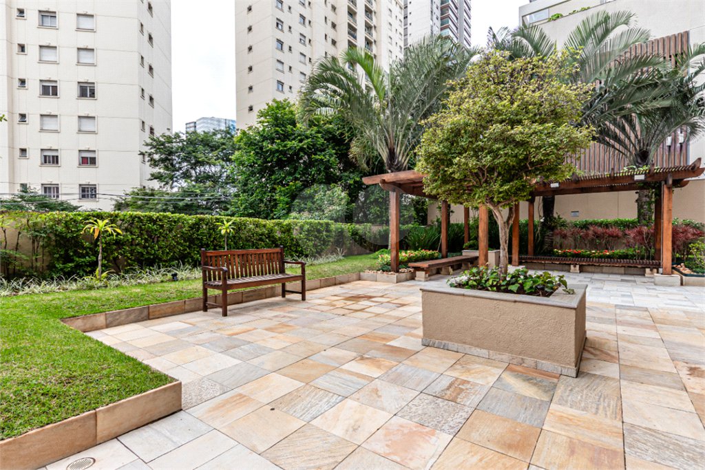Apartamento à venda com 3 suítes em Brooklin, São Paulo, SP
