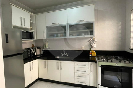 Casa Térrea à venda com 3 quartos, sendo 1 suíte, em Vila Zelina, São Paulo, SP