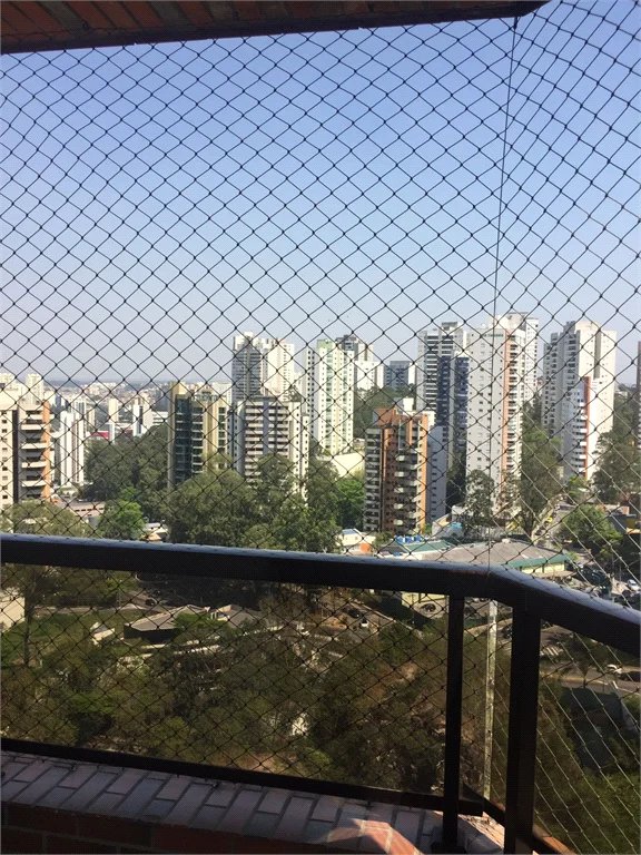 Apartamento à venda com 3 quartos, sendo 2 suítes, em Vila Suzana, São Paulo, SP