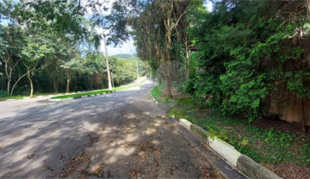 Terreno à venda no condomínio Sausalito, Mairiporã - SP