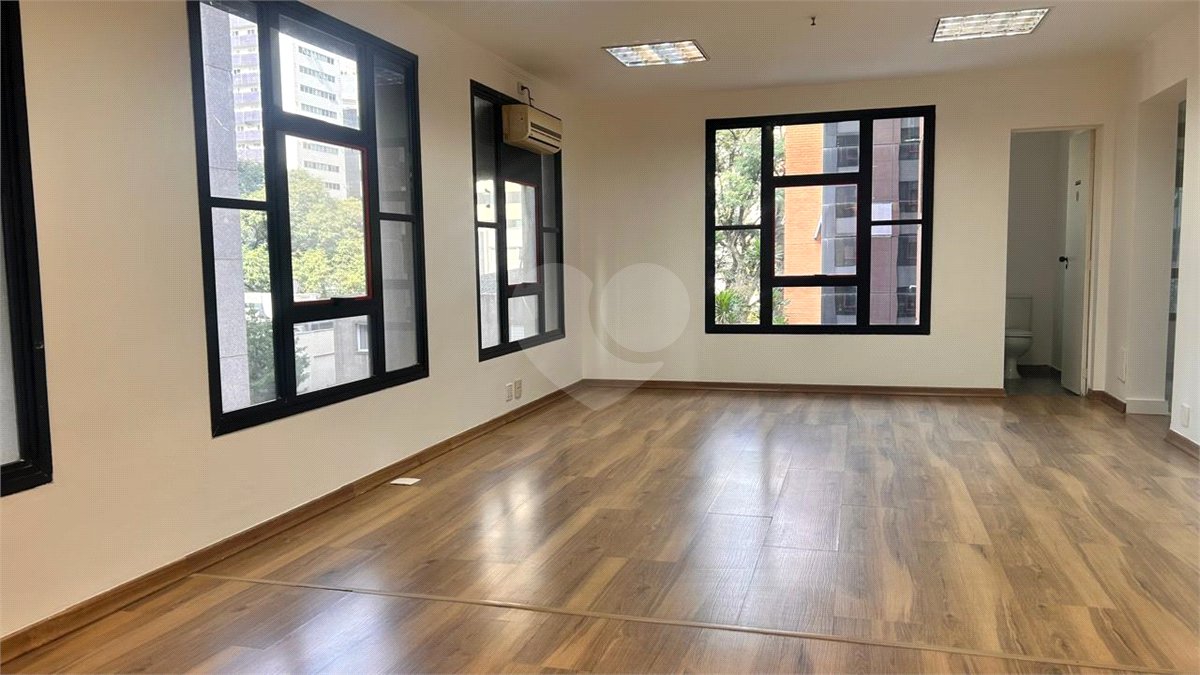 Sala à venda ou para alugar em Vila Olímpia, São Paulo, SP