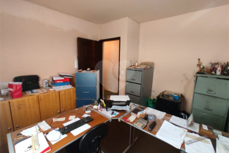 Casa à venda com 4 quartos, sendo 1 suíte, em Vila Galvão, Guarulhos, SP
