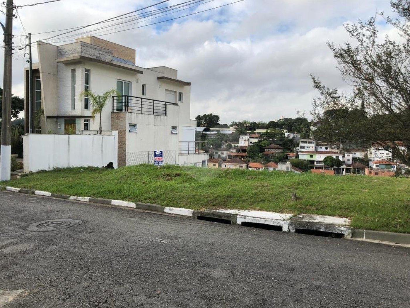 Terreno à venda em Horto, São Paulo, SP