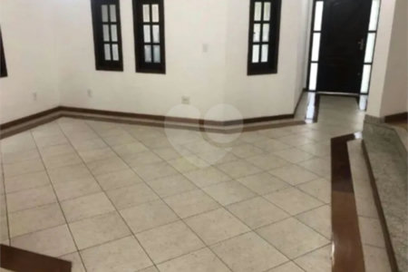 Casa à venda com 4 quartos, sendo 2 suítes,  em Jardim Pagliato, Sorocaba, SP