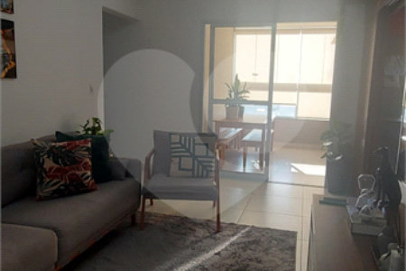Apartamento à venda com 3 quartos, sendo 1 suíte, em Vila Lucy, Sorocaba, SP