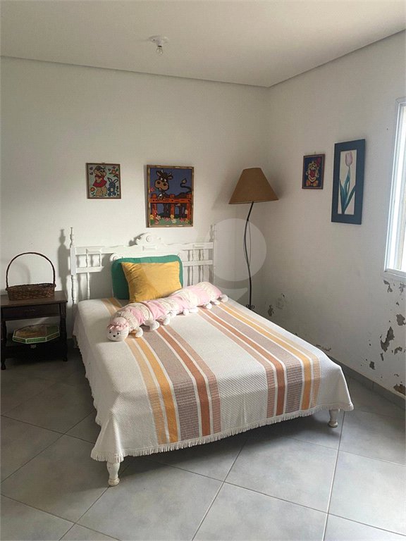 Casa à venda com 5 quartos, sendo 3 suítes, no condomínio Zuleika Jabour, Salto - SP