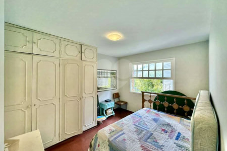 Sobrado à venda com 4 quartos, sendo 2 suítes, em Jardim Jussara, São Paulo, SP