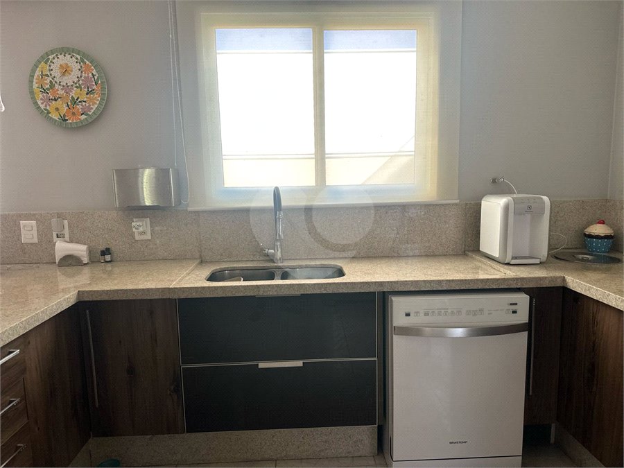 Casa à venda com 3 quartos, sendo 1 suíte, no condomínio Ibiti Royal Park, Sorocaba - SP