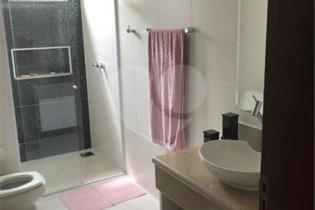 Casa à venda com 5 suítes no condomínio Terras de Mont Serrat, Salto - SP