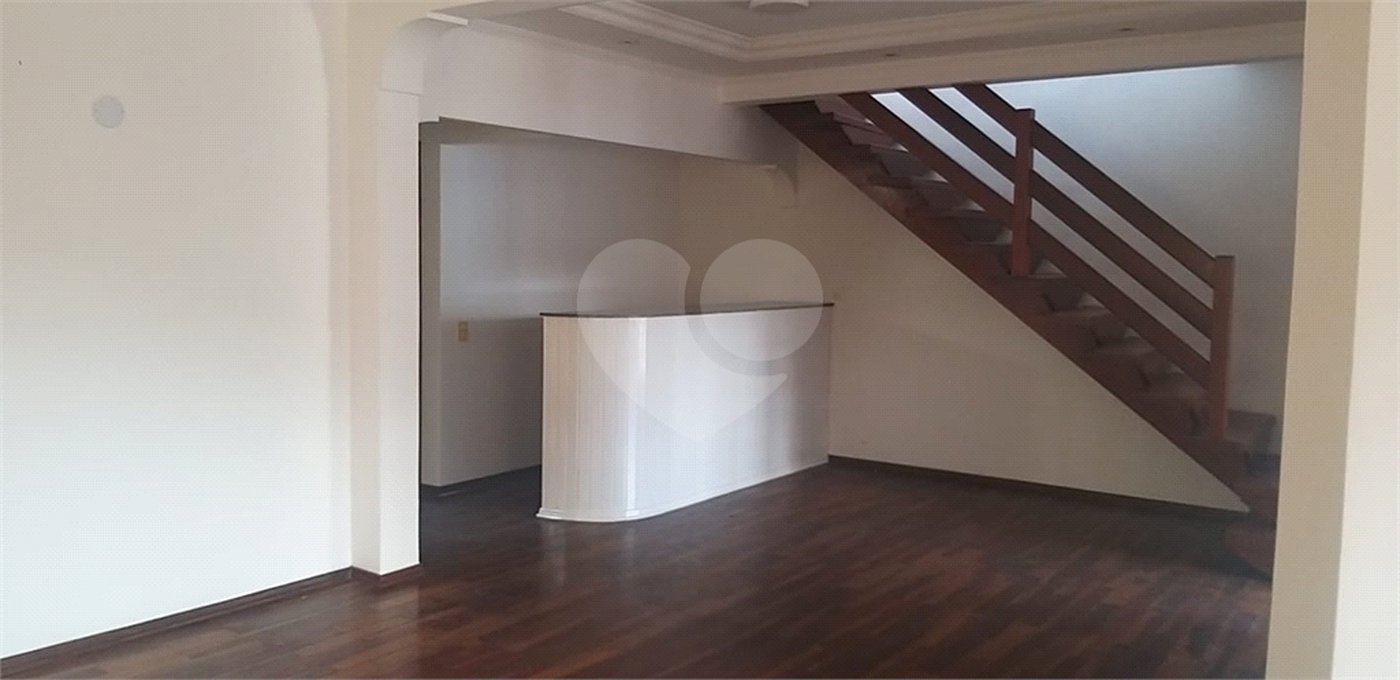 Sobrado à venda com 3 quartos, sendo 1 suíte, em Parque Mandaqui, São Paulo, SP