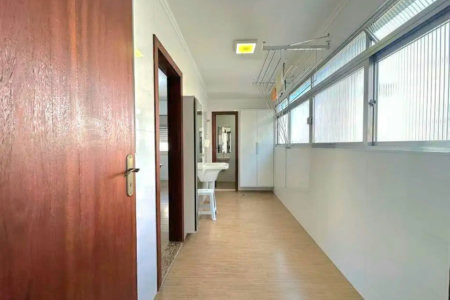 Apartamento perto da praia com 4 dormitórios à venda, 184 m² por R$ 980.000 - Gonzaga - Santos/SP