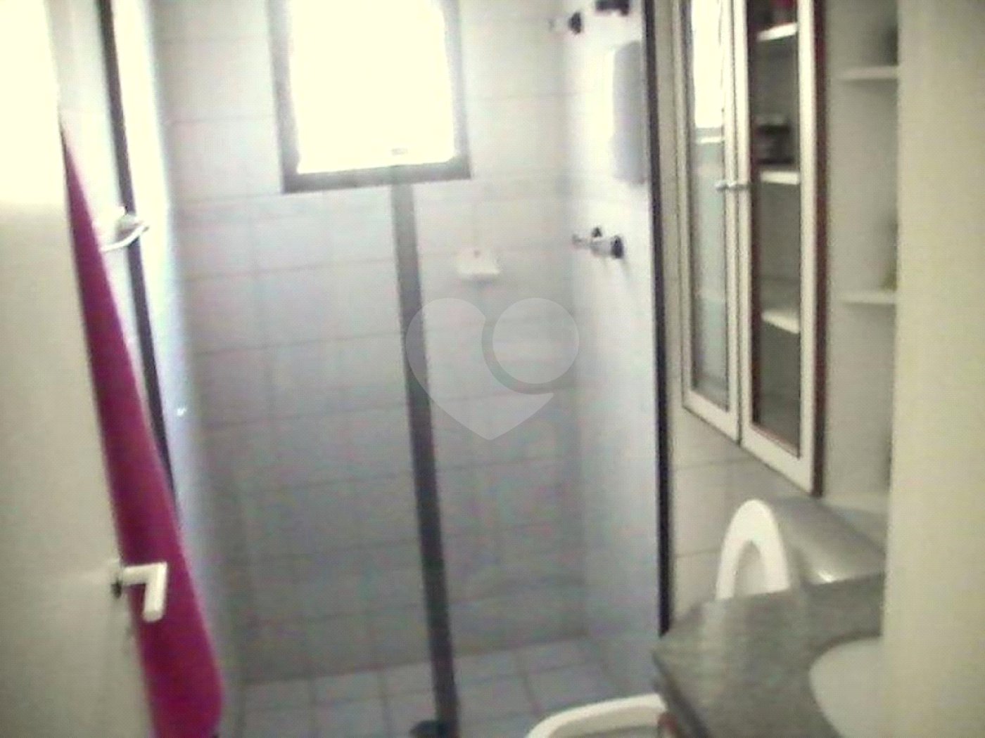 Apartamento à venda com 3 quartos, sendo 1 suíte,  em Jardim das Vertentes, São Paulo, SP