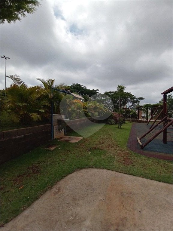 Casa à venda com 4 quartos, sendo 2 suítes, no condomínio Residencial Parque Esplanada, Votorantim - SP