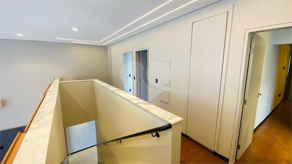 Casa à venda com 3 suítes no condomínio Euroville II, Bragança Paulista - SP
