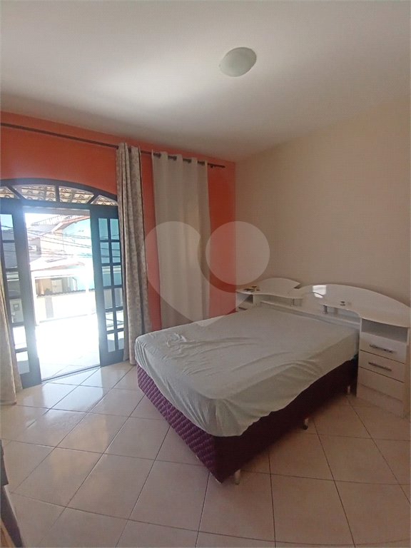 Casa à venda com 2 quartos, sendo 1 suíte, no condomínio River Plate, Rio de Janeiro - RJ