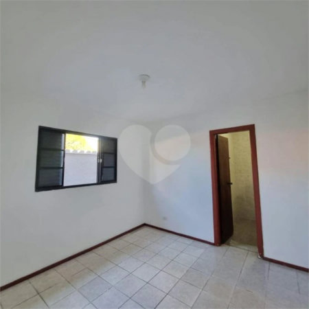 Casa à venda com 3 quartos, sendo 1 suíte, em Jardim Arpoador, São Paulo, SP