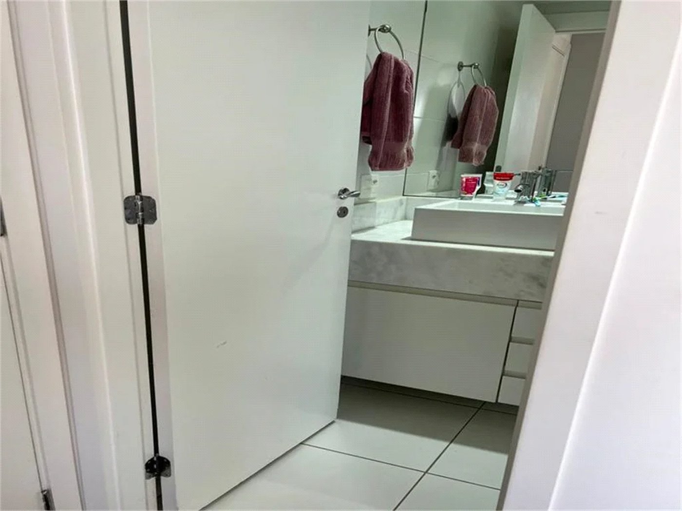 Apartamento à venda com 3 suítes em Jardim Caboré, São Paulo, SP