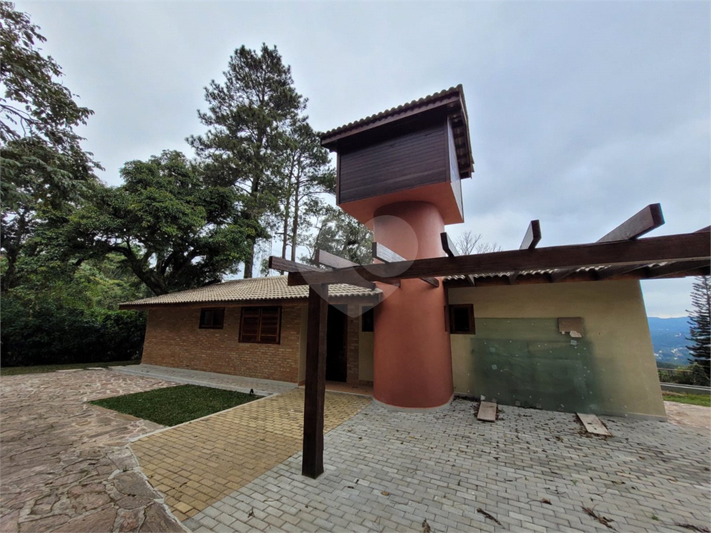 Casa à venda com 3 suítes em Serra da Cantareira, Mairiporã, SP