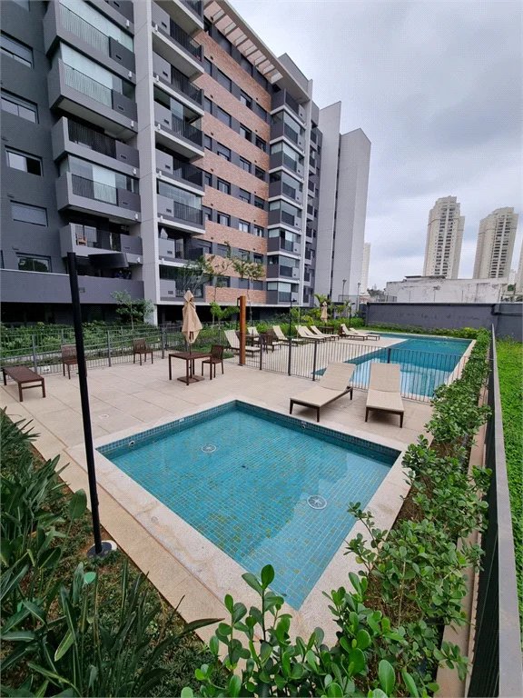 Apartamento à venda com 3 quartos, sendo 1 suíte, em Ferreira, São Paulo, SP