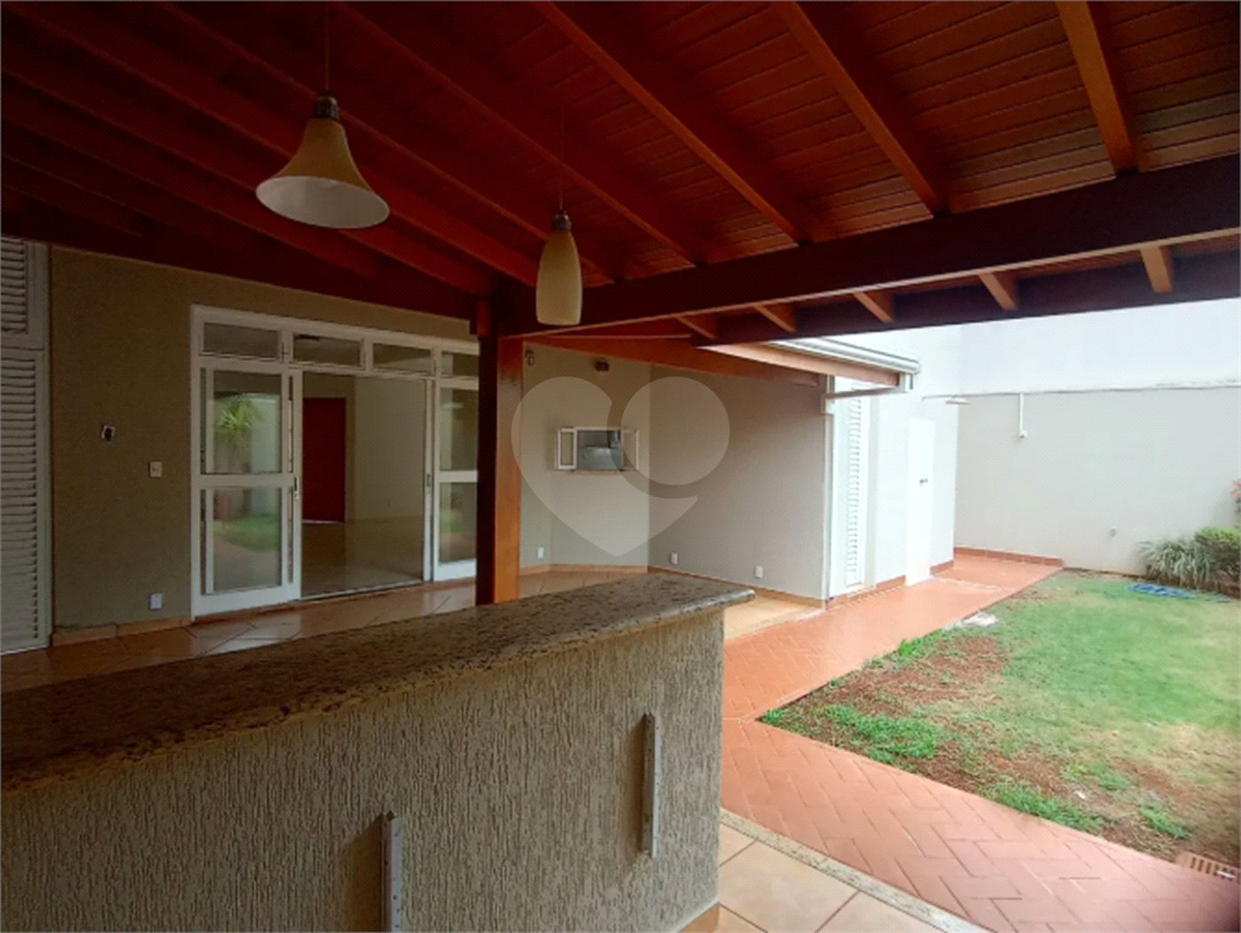 Casa à venda com 4 quartos, sendo 1 suíte, no condomínio Villa Real Ribeirao Preto, Ribeirão Preto - SP