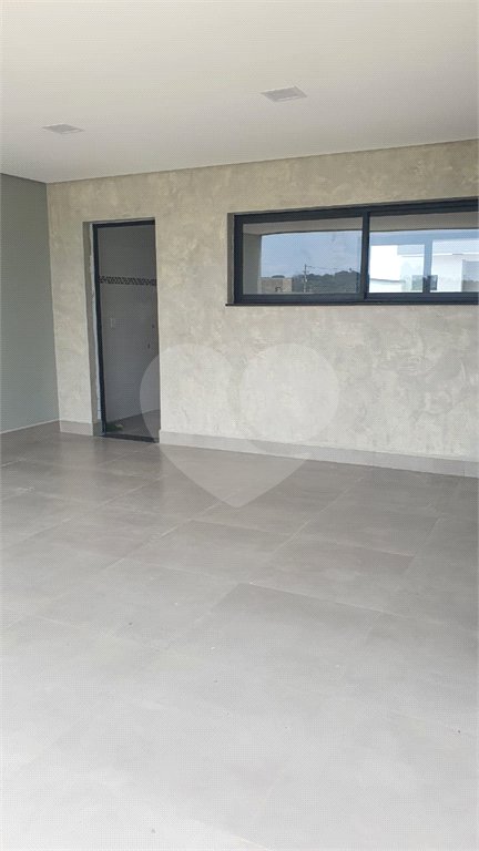 Casa à venda com 3 quartos, sendo 1 suíte, no condomínio Residencial Evidências, Indaiatuba - SP