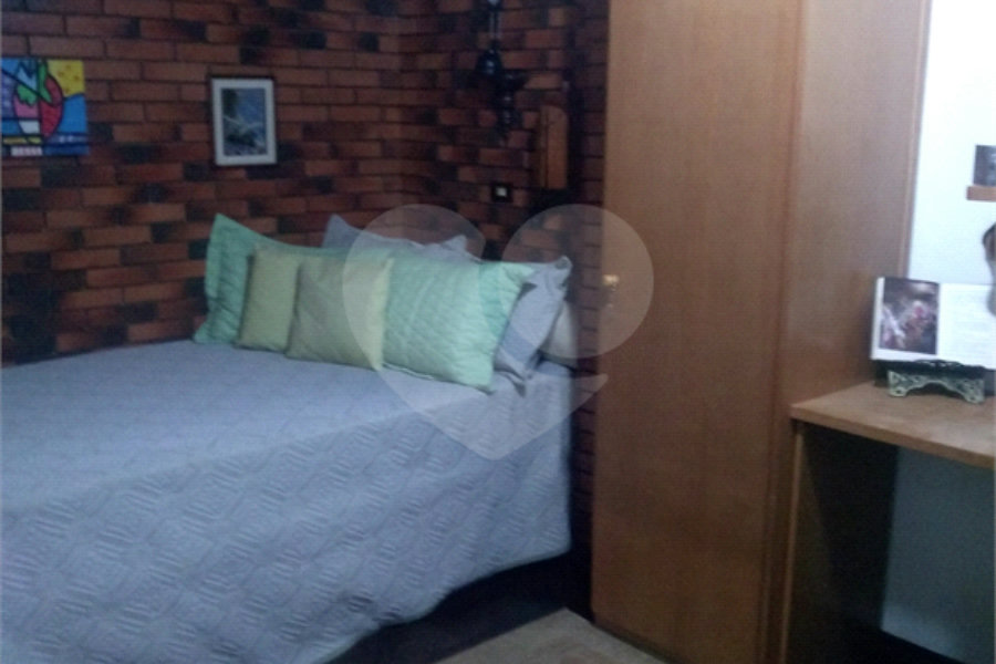 Casa à venda com 4 quartos, sendo 2 suítes,  em Freguesia do Ó, São Paulo, SP