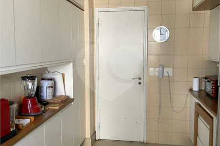 Apartamento à venda com 4 quartos, sendo 2 suítes, em Vila Andrade, São Paulo, SP