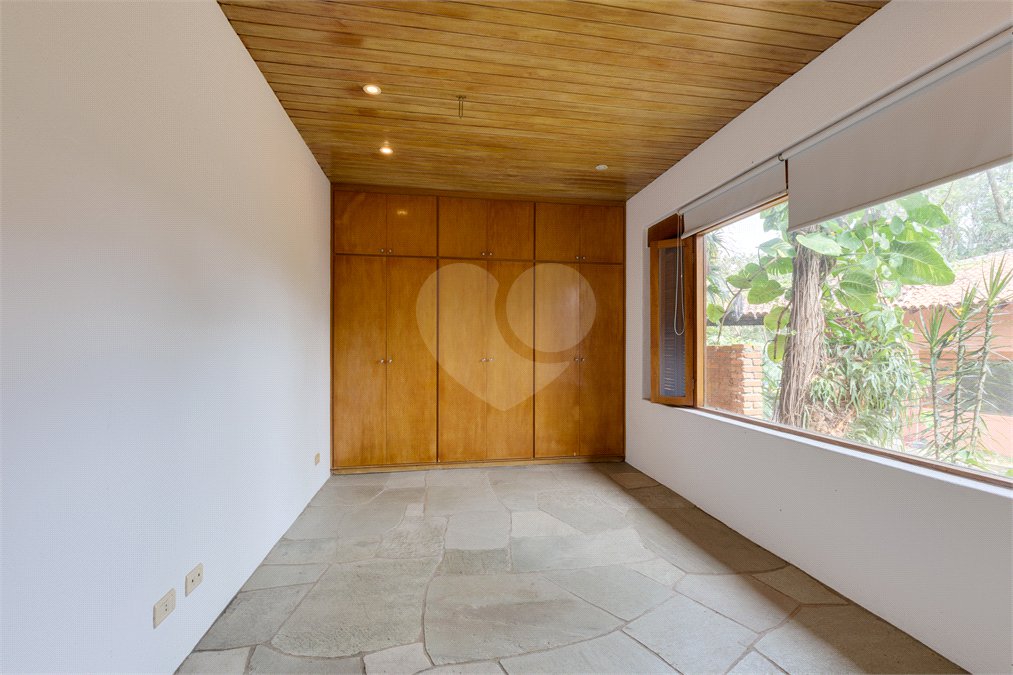 Casa Térrea à venda com 3 quartos, sendo 1 suíte, em Jardim Petrópolis, São Paulo, SP