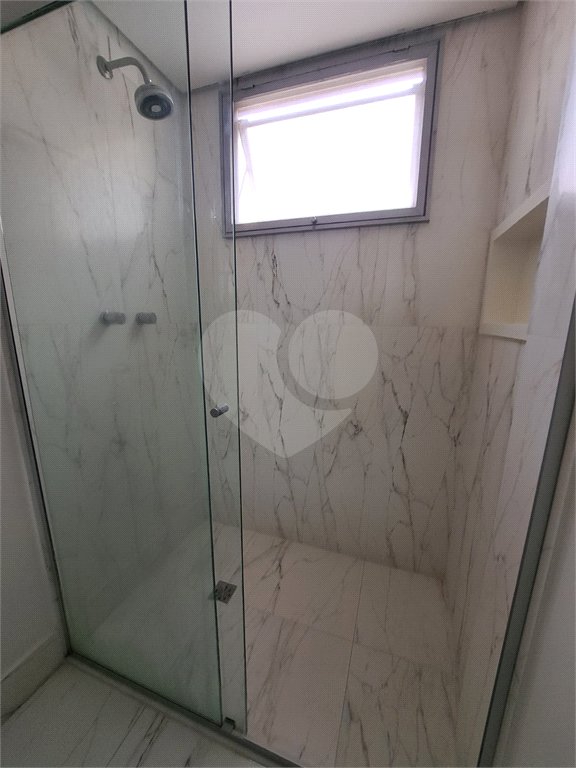 Apartamento à venda com 3 quartos, sendo 1 suíte, em Vila Uberabinha, São Paulo, SP