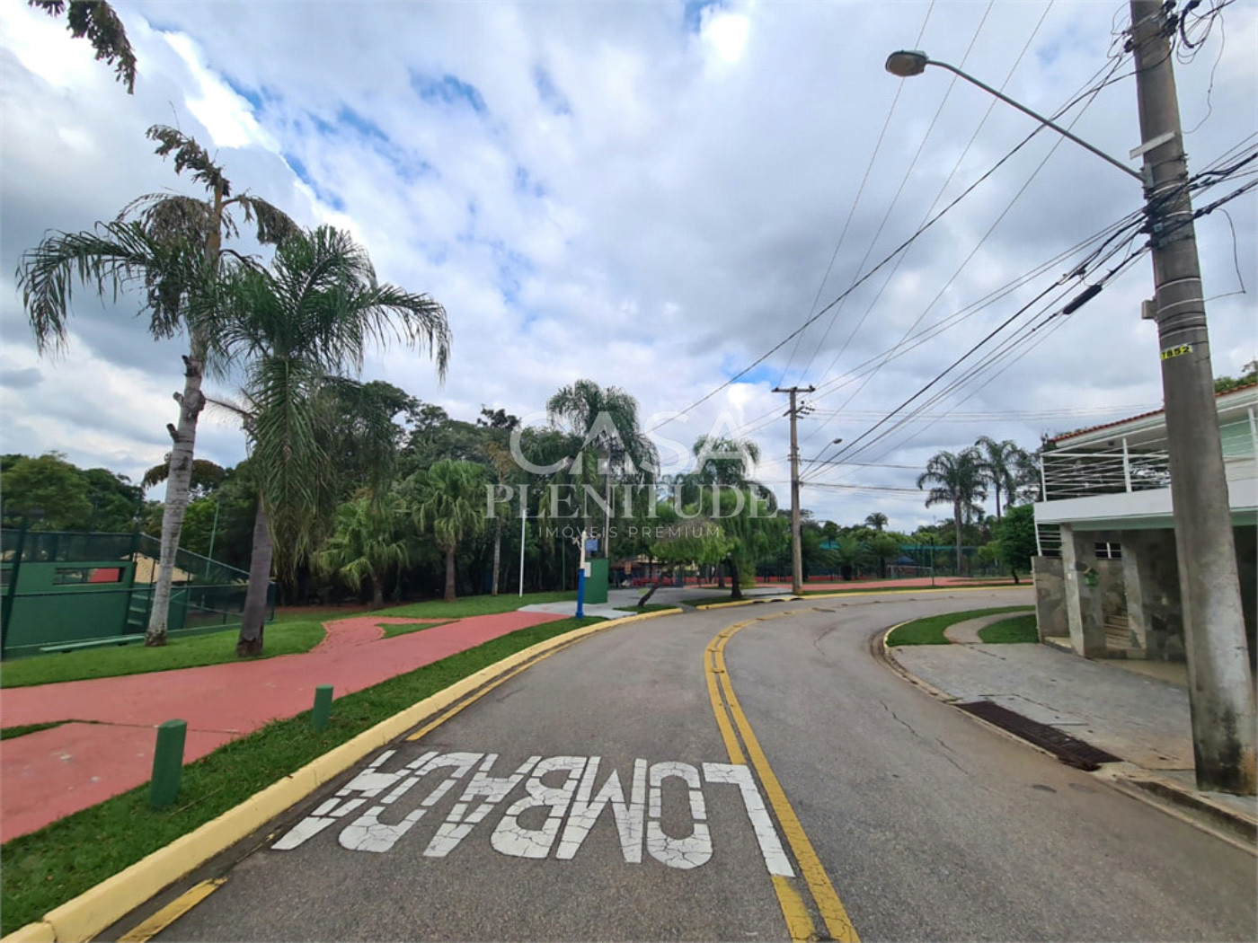 Casa em condomínio à venda com 3 quartos, sendo 1 suíte, em Granja Olga I, Sorocaba, SP