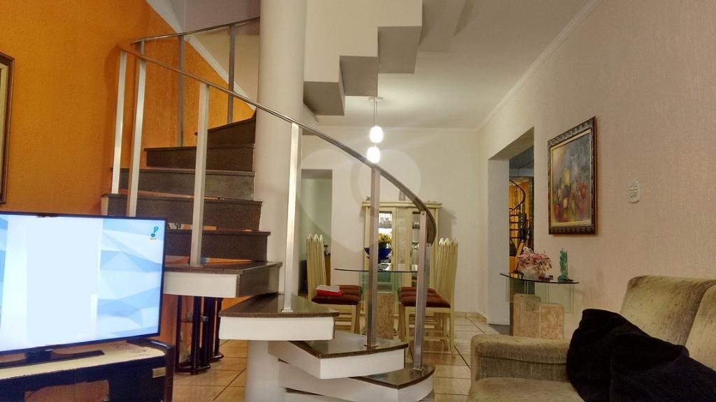 Sobrado à venda com 3 quartos, sendo 1 suíte, em Jardim São Paulo(zona Norte), São Paulo, SP