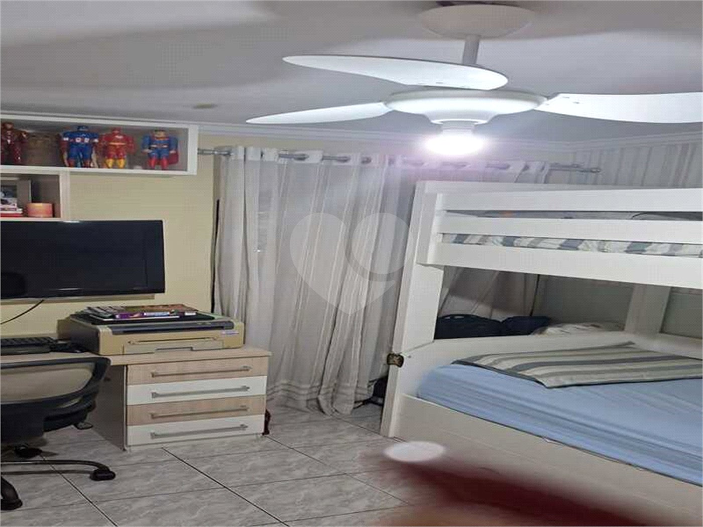 Sobrado à venda com 2 quartos, sendo 1 suíte, em Vila Nova Cachoeirinha, São Paulo, SP