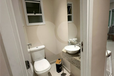 Sobrado à venda com 3 quartos, sendo 1 suíte, em Vila Medeiros, São Paulo, SP