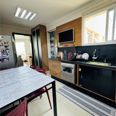 Apartamento à venda com 3 quartos, sendo 1 suíte, em Jardim Zaira, Guarulhos, SP