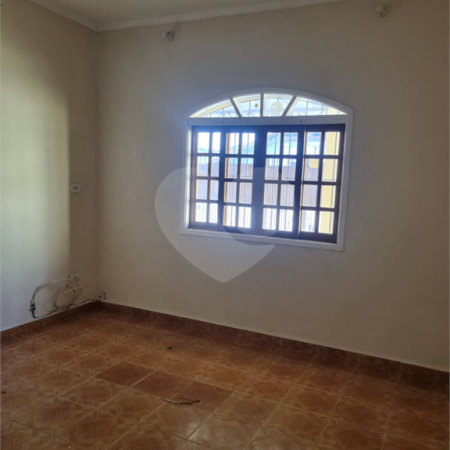 Casa à venda com 3 quartos em Jardim São Jorge (raposo Tavares), São Paulo, SP