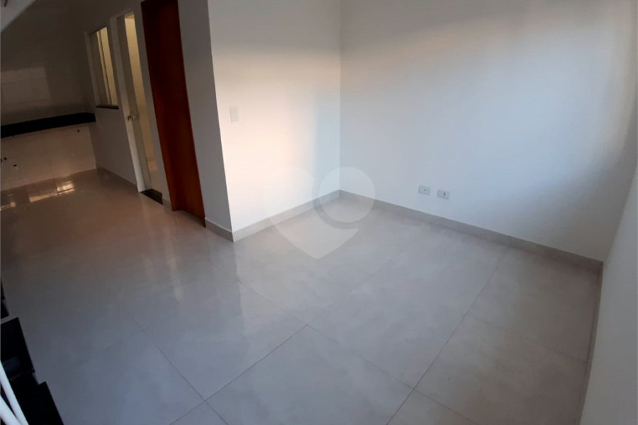 Casa para alugar com 3 quartos, sendo 1 suíte, no condomínio Villagio DI Maria, São Paulo - SP