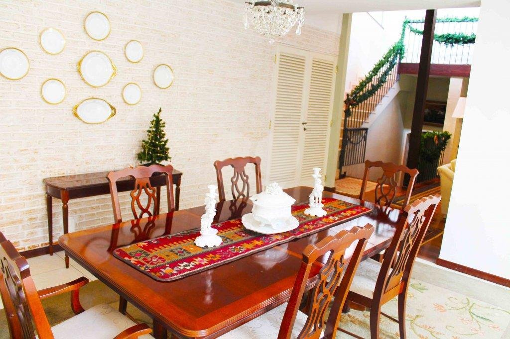 Casa à venda com 4 suítes em Alto da Boa Vista, São Paulo, SP