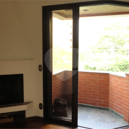 Apartamento à venda com 3 quartos, sendo 1 suíte, em Vila Andrade, São Paulo, SP