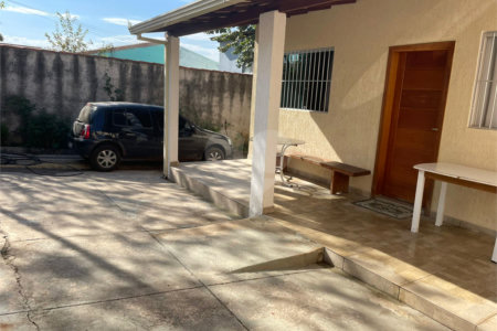 Casa à venda com 6 quartos, sendo 2 suítes, em Novo Eldorado, Contagem, MG