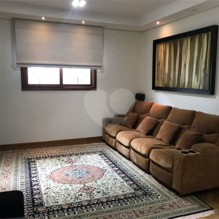Sobrado à venda com 4 quartos, sendo 3 suítes, em Jardim Franca, São Paulo, SP