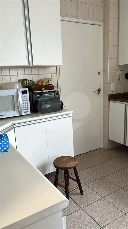 Apartamento à venda com 3 quartos, sendo 1 suíte,  em Jardim das Acácias, São Paulo, SP