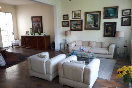 Casa à venda com 5 quartos, sendo 1 suíte, em Grajaú, Rio de Janeiro, RJ
