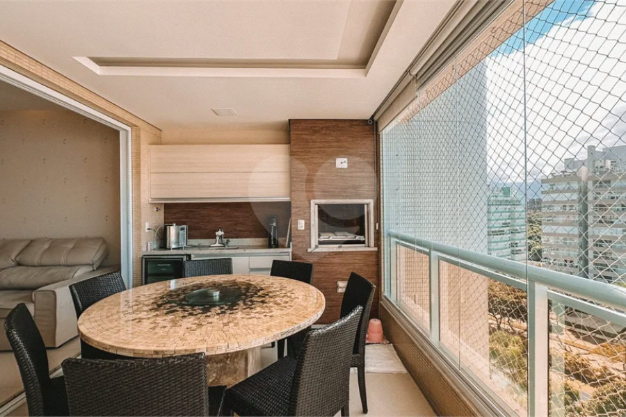 Apartamento à venda ou para alugar com 4 quartos, sendo 2 suítes,  em Riviera de São Lourenço, Bertioga, SP