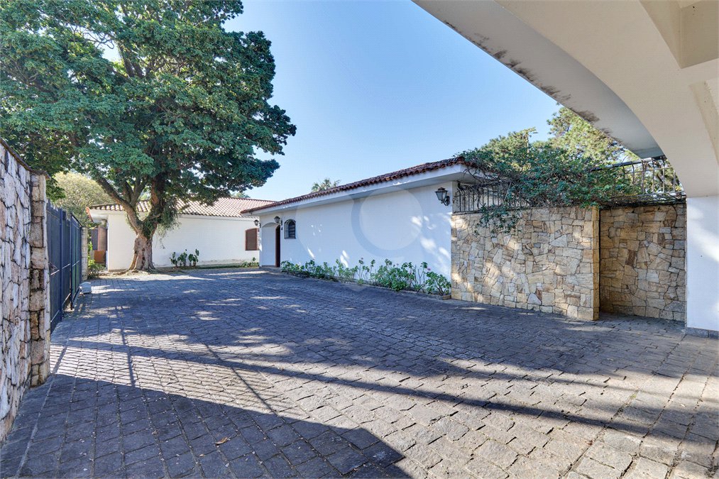 Casa de Vila à venda com 4 suítes em Granja Julieta, São Paulo, SP