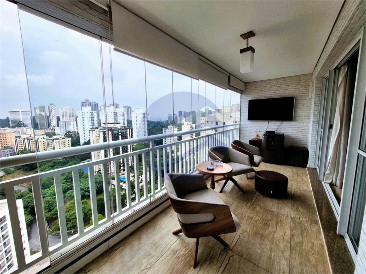 Apartamento à venda com 3 quartos, sendo 3 suítes, em Lar São Paulo, São Paulo - SP
