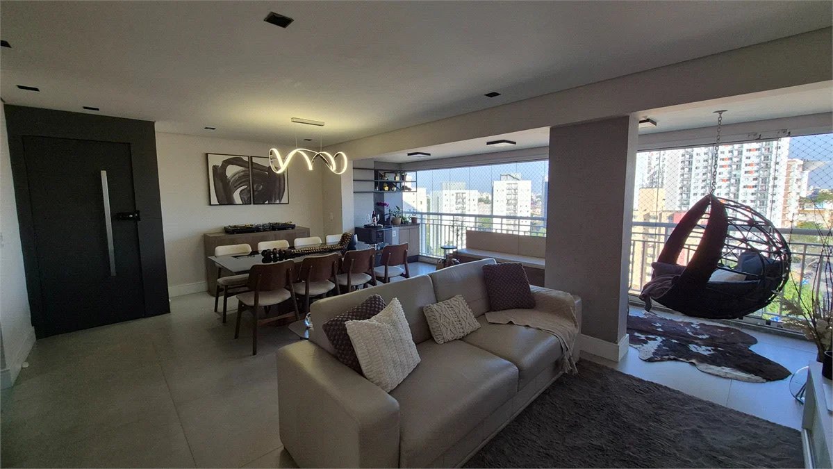 Apartamento à venda com 2 suítes em Jardim Esmeralda, São Paulo, SP