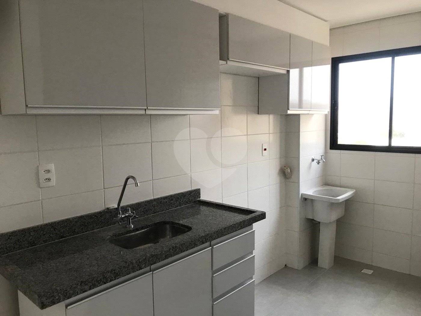 Apartamento à venda com 2 quartos em Vila Sonia, Valinhos, SP
