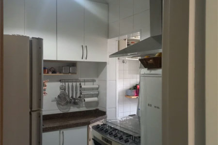 Apartamento à venda com 2 quartos em Vila Romana, São Paulo, SP