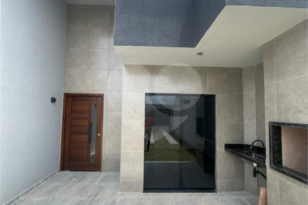 Casa à venda com 2 quartos, sendo 1 suíte, no condomínio Parque Guará, Rio de Janeiro - RJ