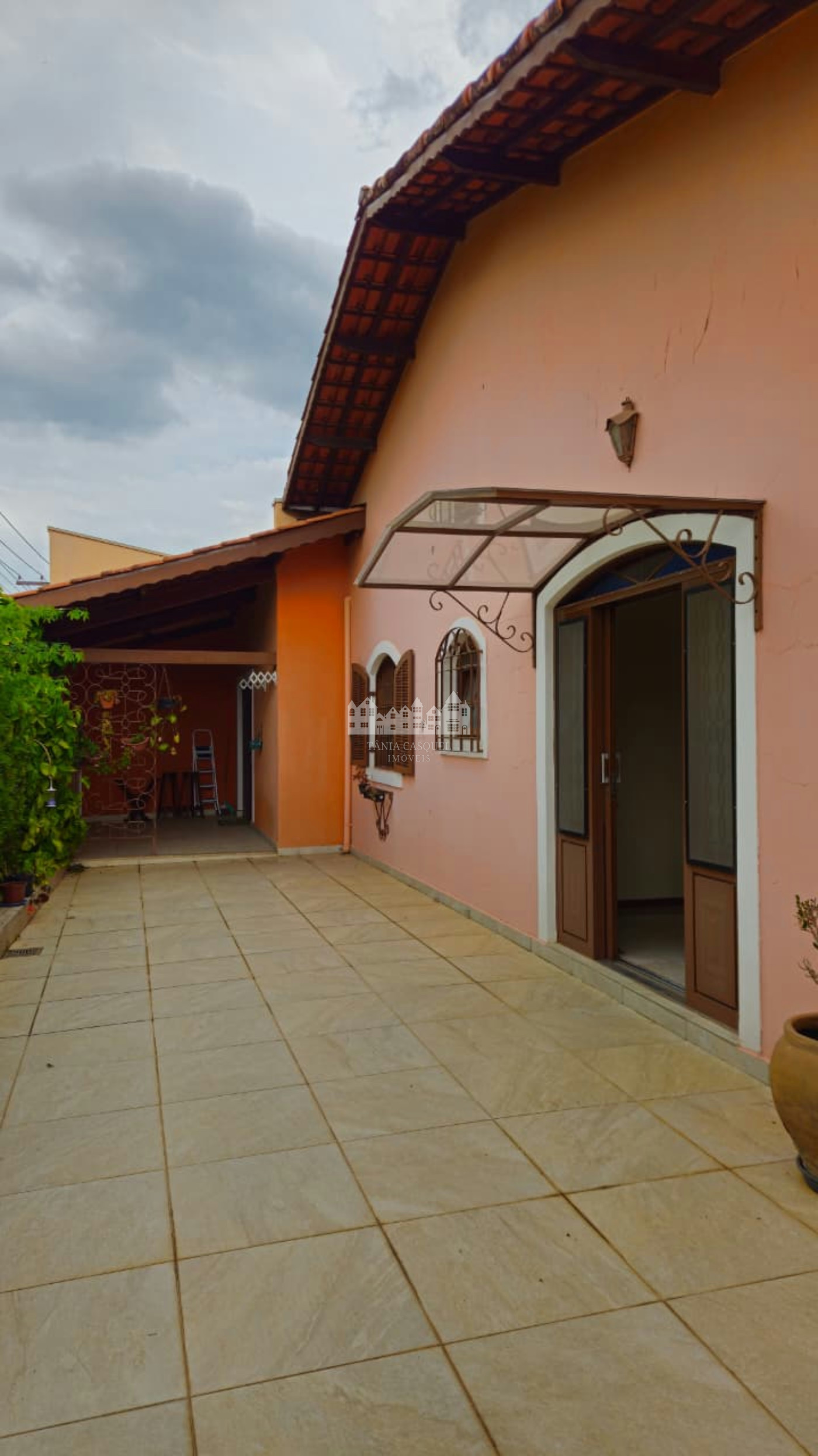 Casa Térrea com Vista para a Pedra Grande, em Nova Gardênia, Atibaia - SP